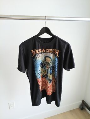 Megadeth 2010 Band T-Shirt Tultex Graphic Large